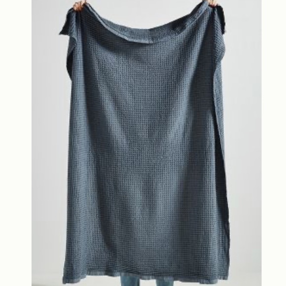 COPY - sale | anthropologie | woven waffle throw blanket - Picture 4 of 6